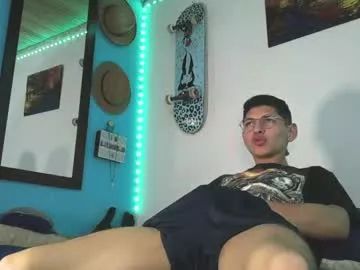 a_lejandro_08 from Chaturbate is Freechat