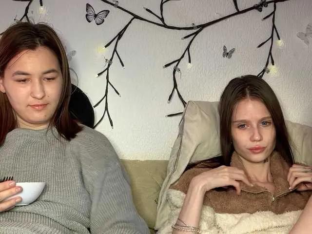 2Love-Love2 on BongaCams