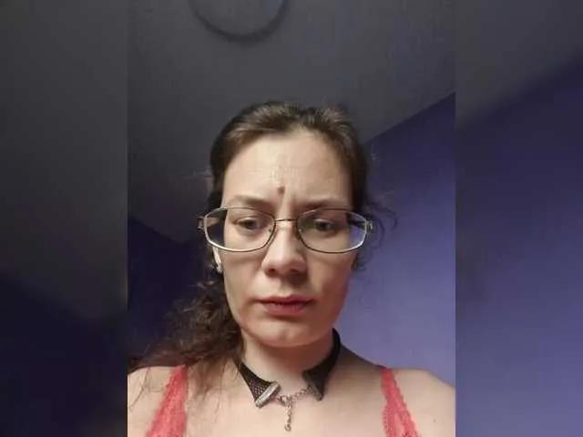 analiMilana on BongaCams 