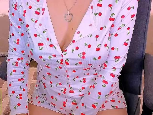 AureliaFly on BongaCams