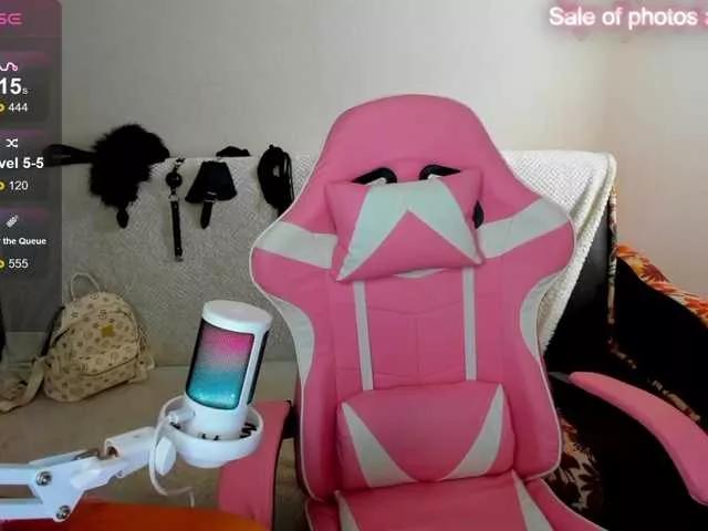 ElliMilka on BongaCams 