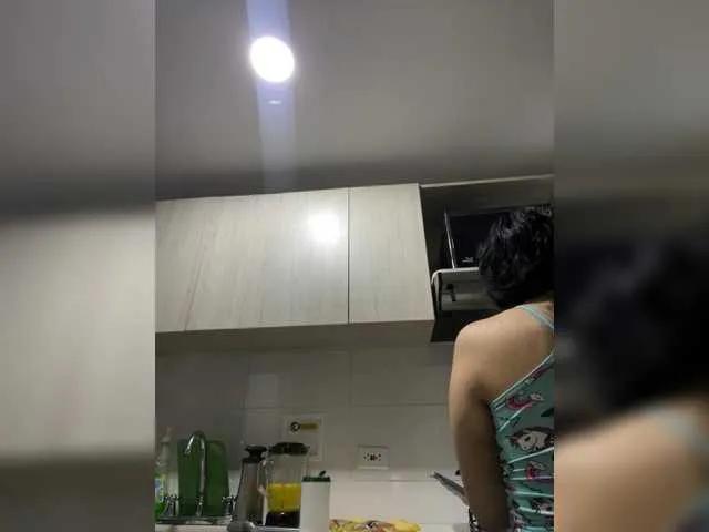 EvanShell1 on BongaCams