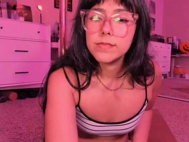 EveeLuna on BongaCams 