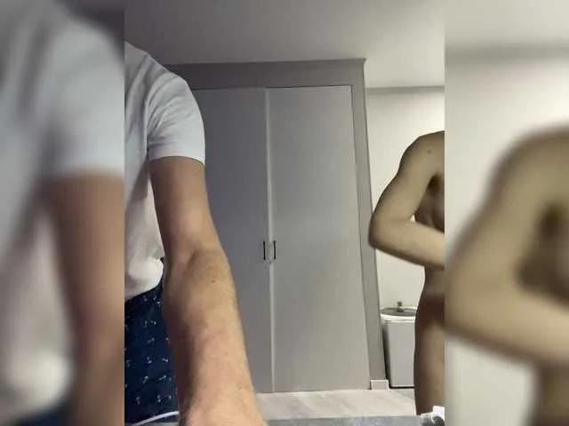 Gummy-Bears on BongaCams 