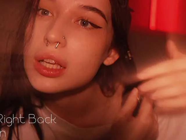 hor-neyJ0zy — I mostly get myself turned on by my own dancing, gentle movements and shapely body. I often get turned on by my own stream picture. I think you can feel it through the screen. 
But you can make me wet by throwing tokens.