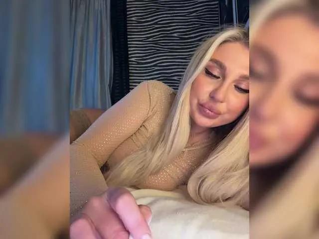 Kotofeyka1 on BongaCams 