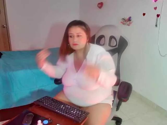 Lizz-Milf on BongaCams 