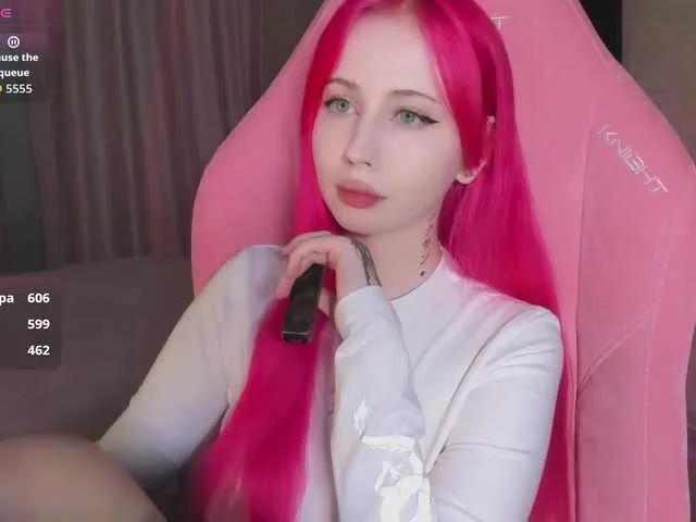 luvsoak — smart, charismatic people with a good sense of humor. if I described you, know that you are definitely my type! 