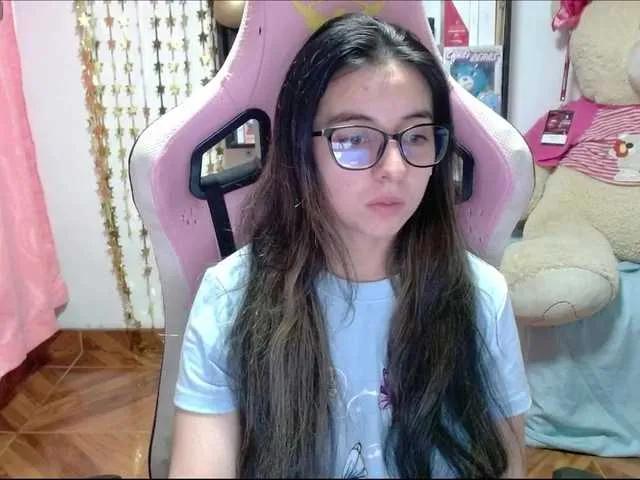 Maggie-Fox on BongaCams 