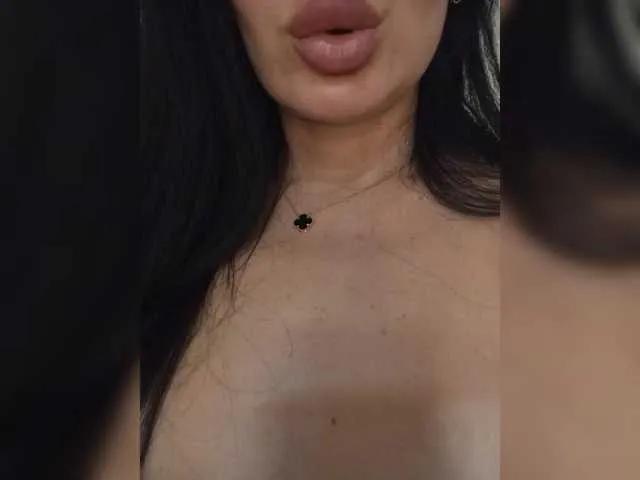 Mikki88K — Freechat on BongaCams