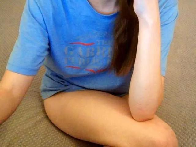 mikkirsan1 on BongaCams 