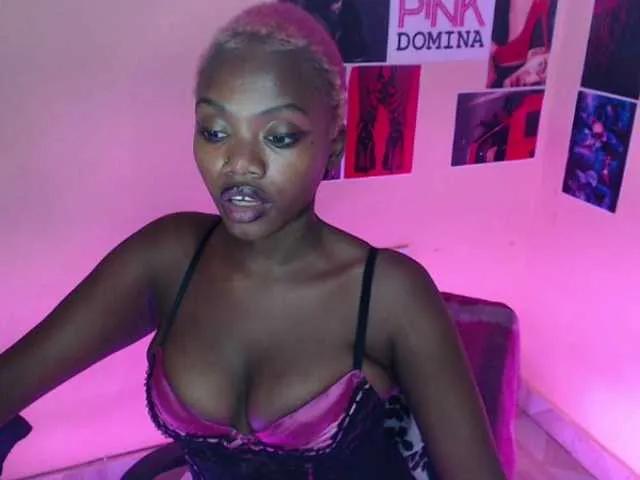 PinkDomina01 on BongaCams