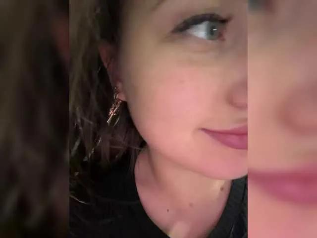 SweetyW- on BongaCams 