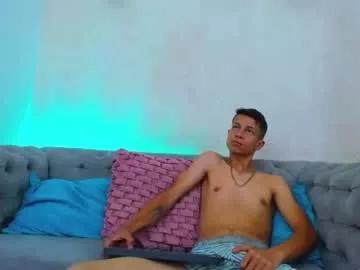agarevans on Chaturbate 