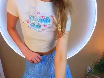 auriboss — Goal: bare back dance 1 song ~ I'm Alice and it my first time here #shy #new #teen #asian #18 [88 tokens remaining]