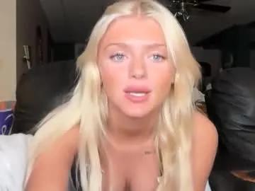 blondiexo3 — Take bottoms off [0 tokens remaining]