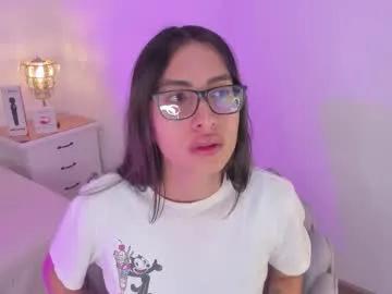 cherrylady2 — GOAL: 2 finger ass [180 tokens remaining] Soo hot for you Daddy #trans #heels #latina #smallcock #bigass