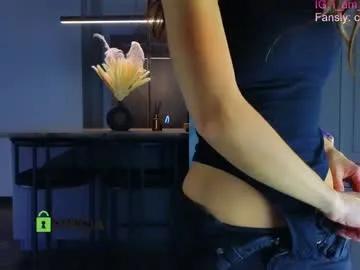 crazzy_cherry on Chaturbate