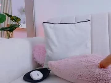 cristal_bunny — Current Goal: Ridge anal and finger pussy same time at 250 tokens -- Next Goal: Ride dildo + plug +oil ass -- A very naughty girl  #lovense #anal #18 #latina #squirt