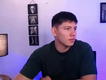 james_cr — Take off my shirt and control my toy [0 tokens remaining] #cum #jeans #latino #saliva #bigass