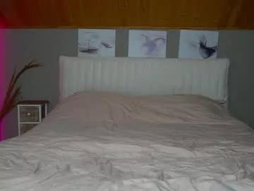 julia_cristal on Chaturbate