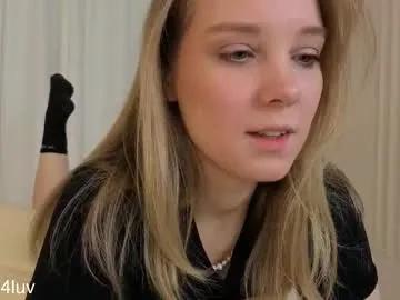 l1n4luv — Hiii, my name Lina !!!! Goal: remove panties (side view) #shy #18 #blonde  #bigboobs [1565 tokens remaining]