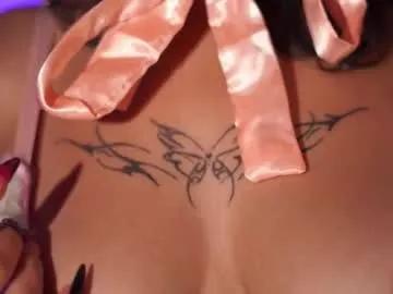 little_vel on Chaturbate 