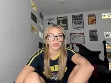 livvywinters — I'm back! Bra off #new #18 #young #teen [873 tokens remaining]