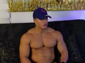 romano_kentt12 — GOAL: flex while smiling you [15 tokens remaining] Welcome to my room! #muscle #fitness #bigcock #lovense #new