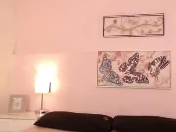 sara17_ on Chaturbate 