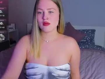 sarah_soul — GOAL: suck finger 3  min [77 tokens remaining] Real godness is here! #bigboobs #bigpussylips #mistress #bigass #lovense