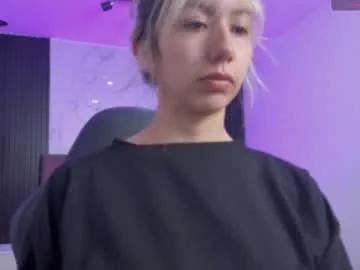 serene_waves on Chaturbate 