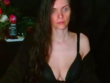 sexqueen1111 on Chaturbate