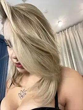 AlisaMyers — cum on my chest