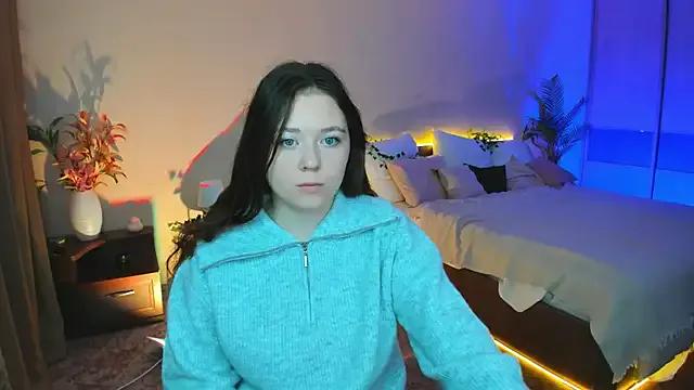 AlluringLookk on StripChat 