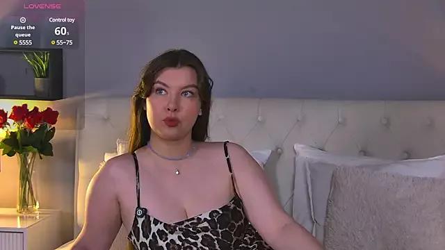 HannaJohnson on StripChat 