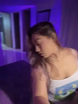 Im_sophiie — Dance & flash boobs :movingboobs: