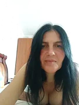 JudyDawn — show your legs