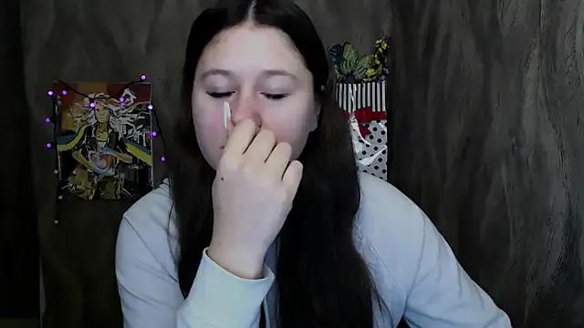 Linda_S_ — show tits