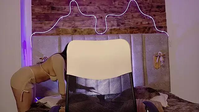 miaa_saenz1 on StripChat 