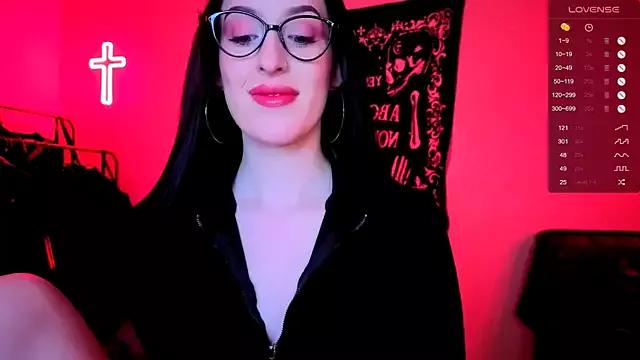 Miss_Alice__ on StripChat 