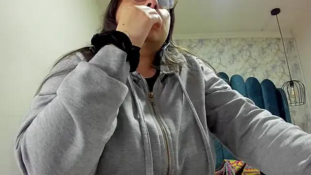 nalalye_cruzz_ on StripChat 