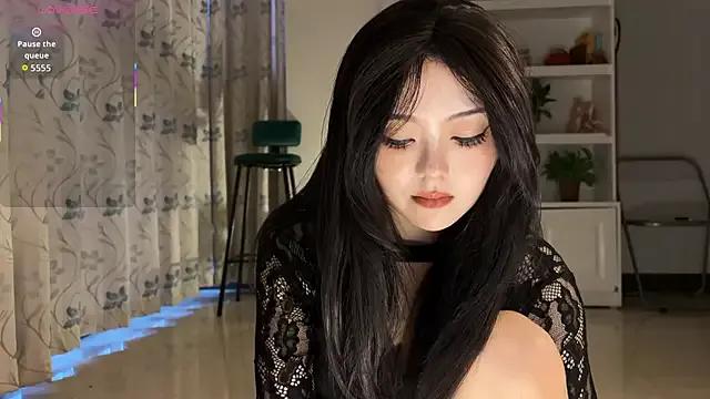 nanaliu6 on StripChat 