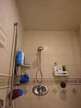 Roddog18 on StripChat 