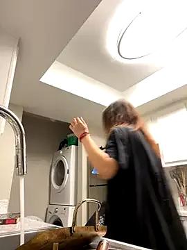 SafeinouterSpace — Freechat on StripChat