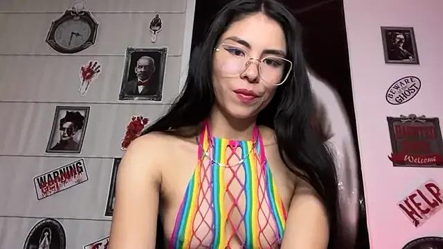 sasha_jonne on StripChat 
