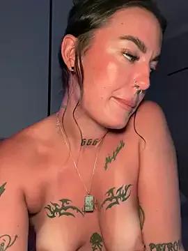 savana_heart — oil ass + close up x