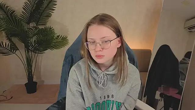 SirenaBlessing — Show my ass in panties