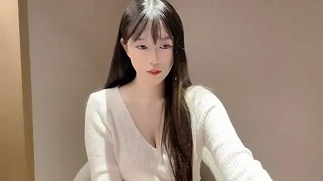 yoyoyo7799 on StripChat 